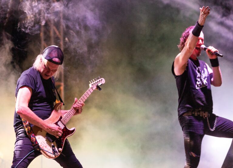 A Night Divine: Carl Sentance e Rowan Robertson infiammano la diciannovesima edizione del RockOn Martirano Lombardo